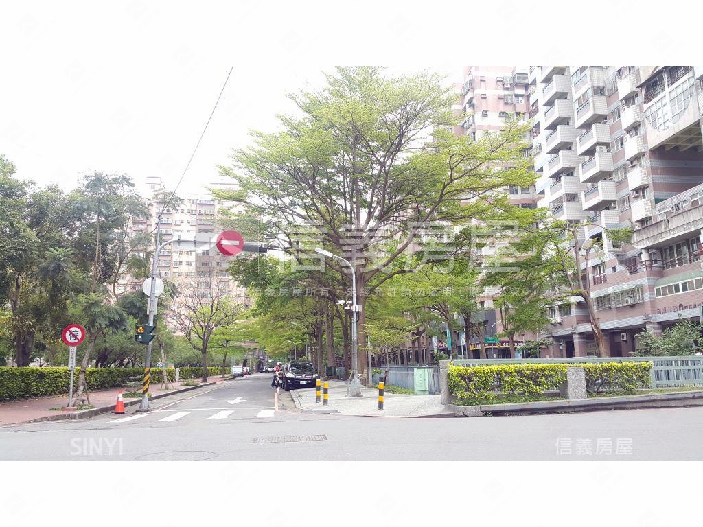 近至善國中美套房房屋室內格局與周邊環境