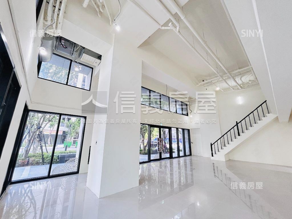 亞昕一見稀有三角窗金店面房屋室內格局與周邊環境