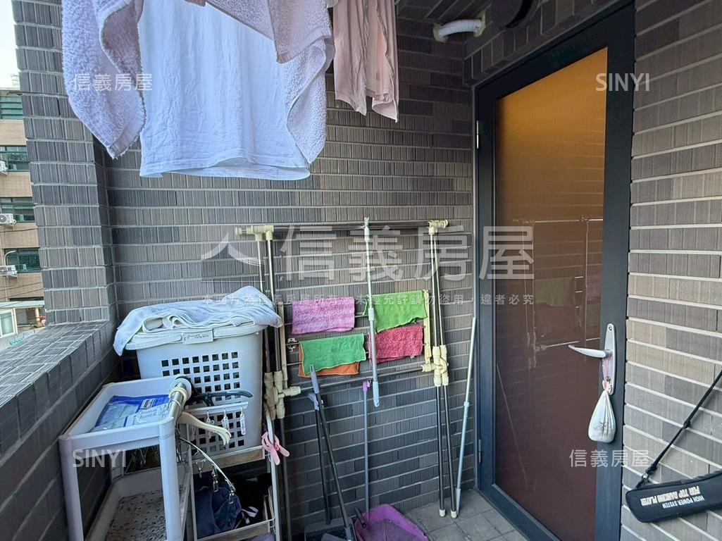 士科京璽稀有釋出房屋室內格局與周邊環境