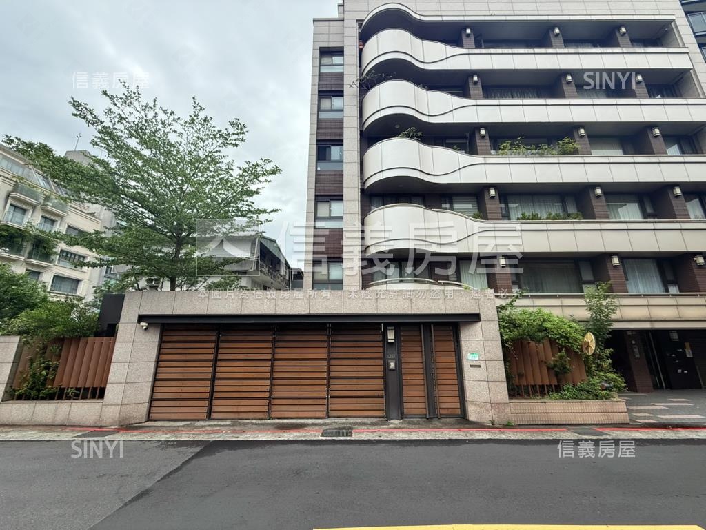 奇岩可居一樓稀有釋出房屋室內格局與周邊環境