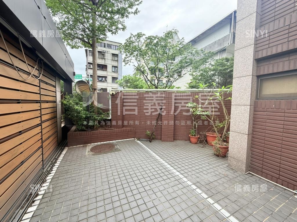 奇岩可居一樓稀有釋出房屋室內格局與周邊環境