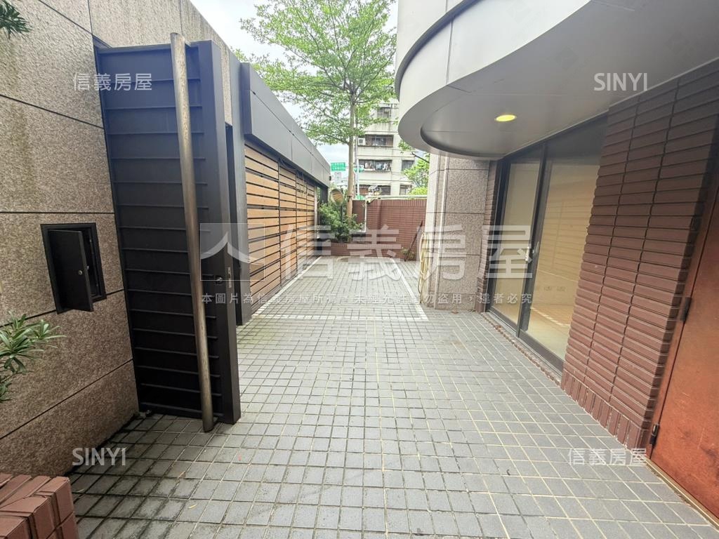 奇岩可居一樓稀有釋出房屋室內格局與周邊環境