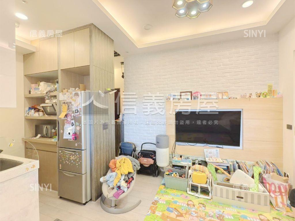 超級Ｆ１小資美妝兩房房屋室內格局與周邊環境