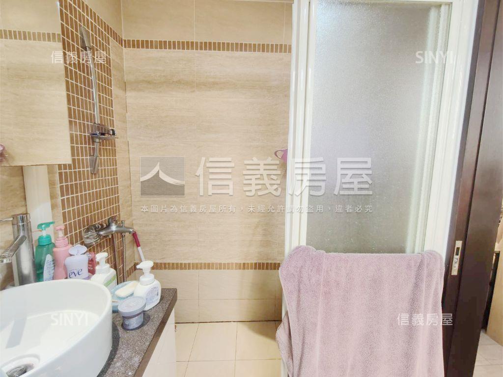 超級Ｆ１小資美妝兩房房屋室內格局與周邊環境