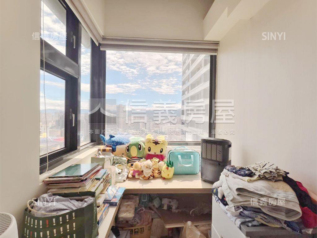 超級Ｆ１小資美妝兩房房屋室內格局與周邊環境