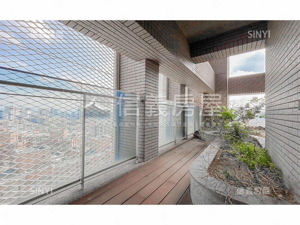 夏朵一層一戶景觀宅房屋室內格局與周邊環境