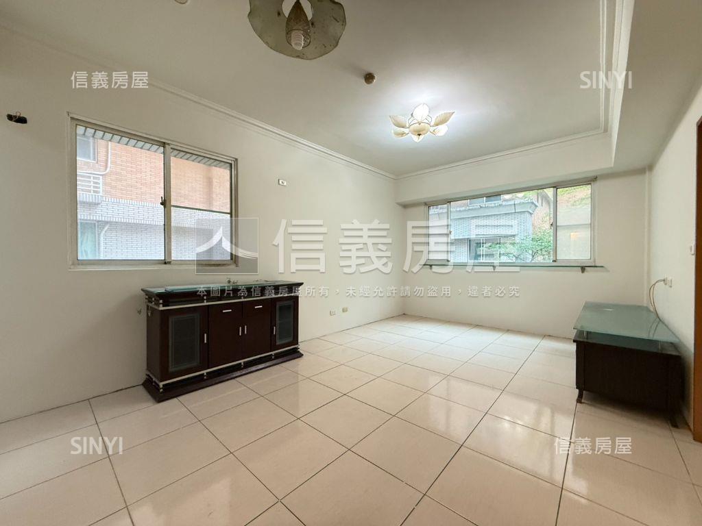 下南崁低總價兩房車位房屋室內格局與周邊環境