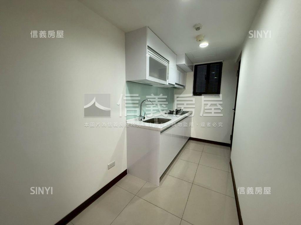 櫻花景觀三房車位房屋室內格局與周邊環境