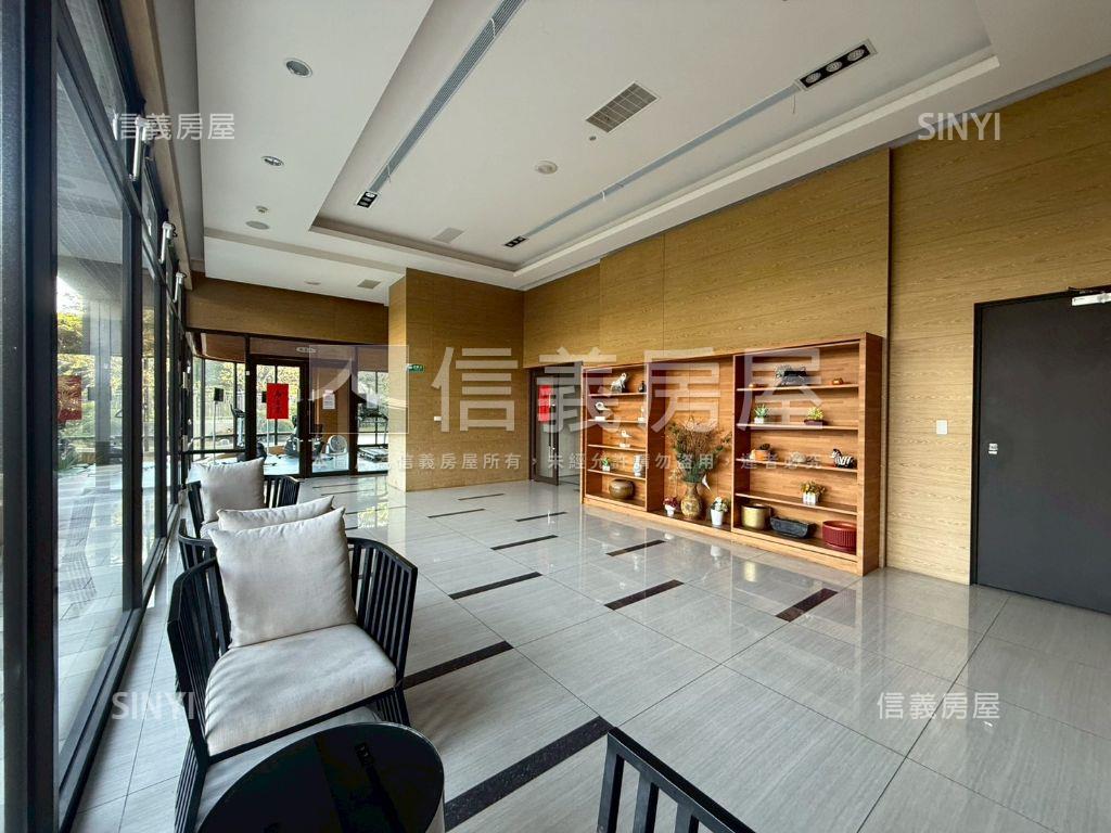 櫻花景觀三房車位房屋室內格局與周邊環境