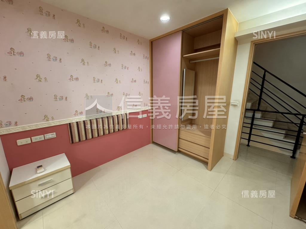 近未來Ｇ１０裝潢美透天房屋室內格局與周邊環境