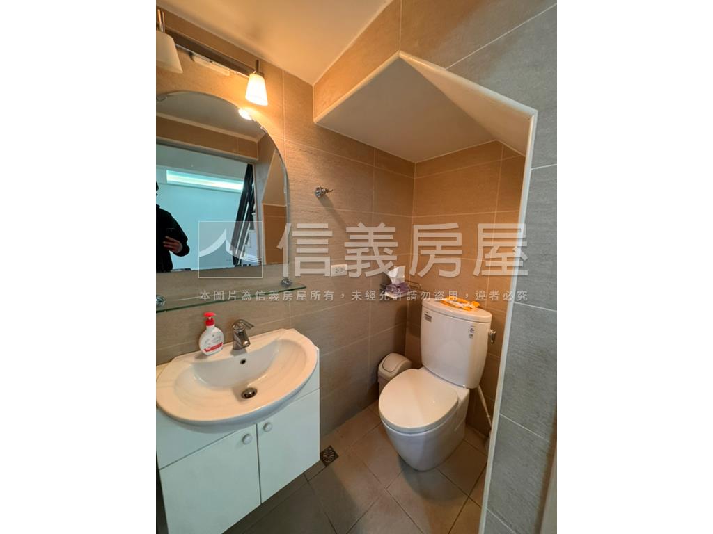 近未來Ｇ１０裝潢美透天房屋室內格局與周邊環境