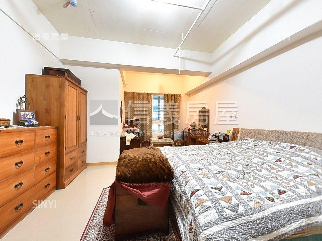 玉上園大四房雙車位房屋室內格局與周邊環境