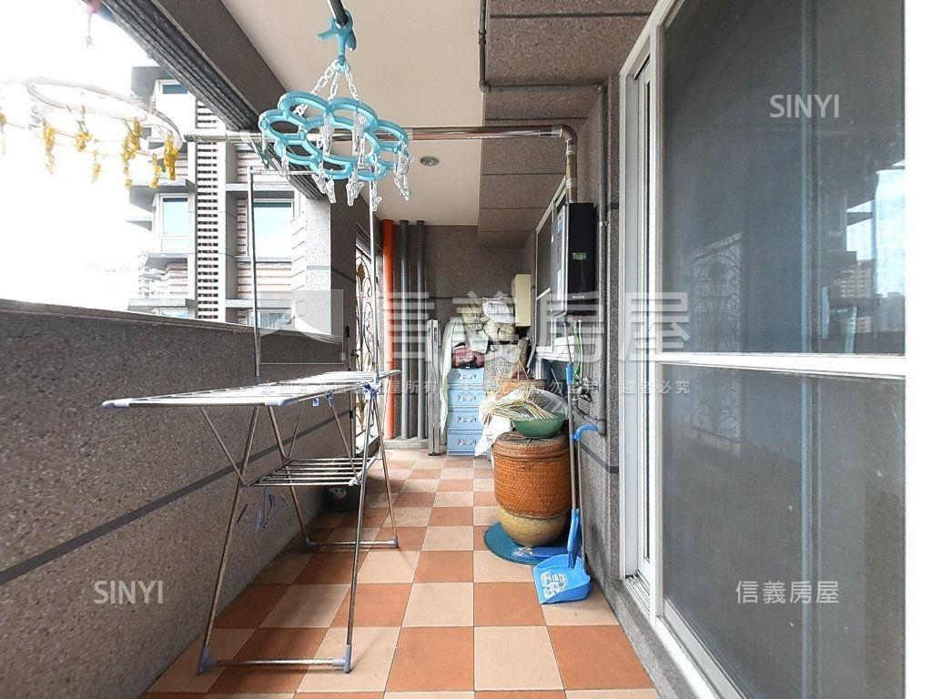 玉上園大四房雙車位房屋室內格局與周邊環境