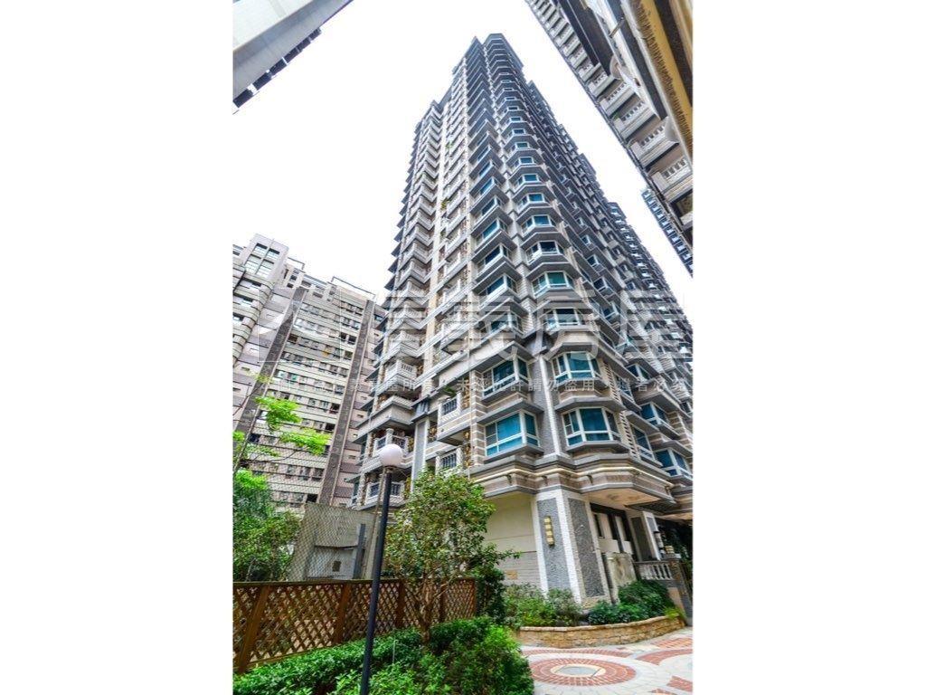 玉上園大四房雙車位房屋室內格局與周邊環境