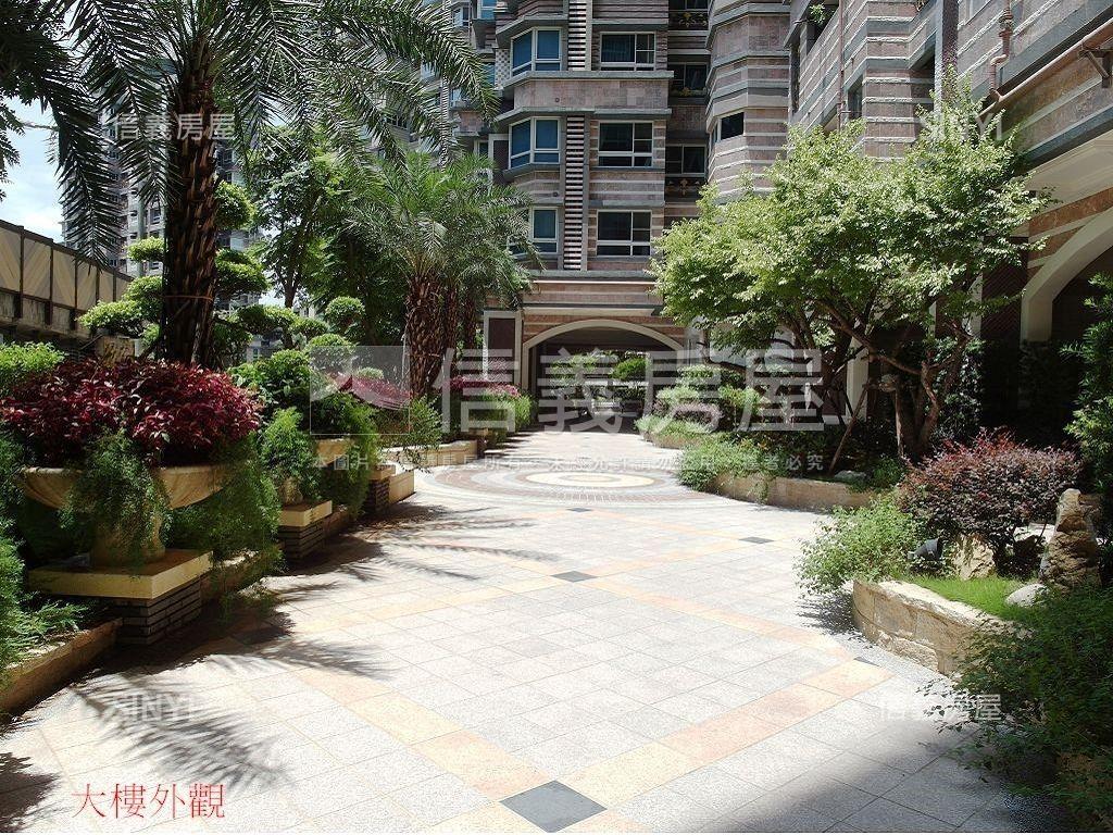 玉上園大四房雙車位房屋室內格局與周邊環境