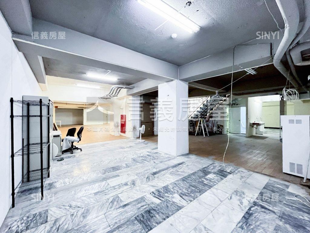 松竹路角間店面房屋室內格局與周邊環境