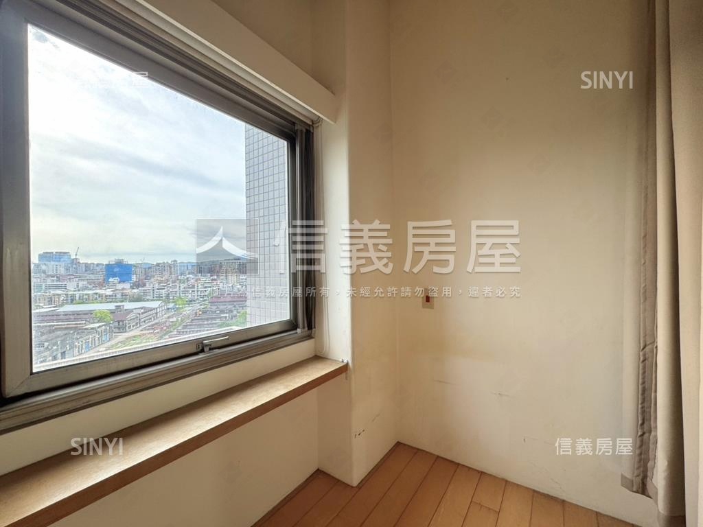 大巨蛋魔術空間成家宅房屋室內格局與周邊環境
