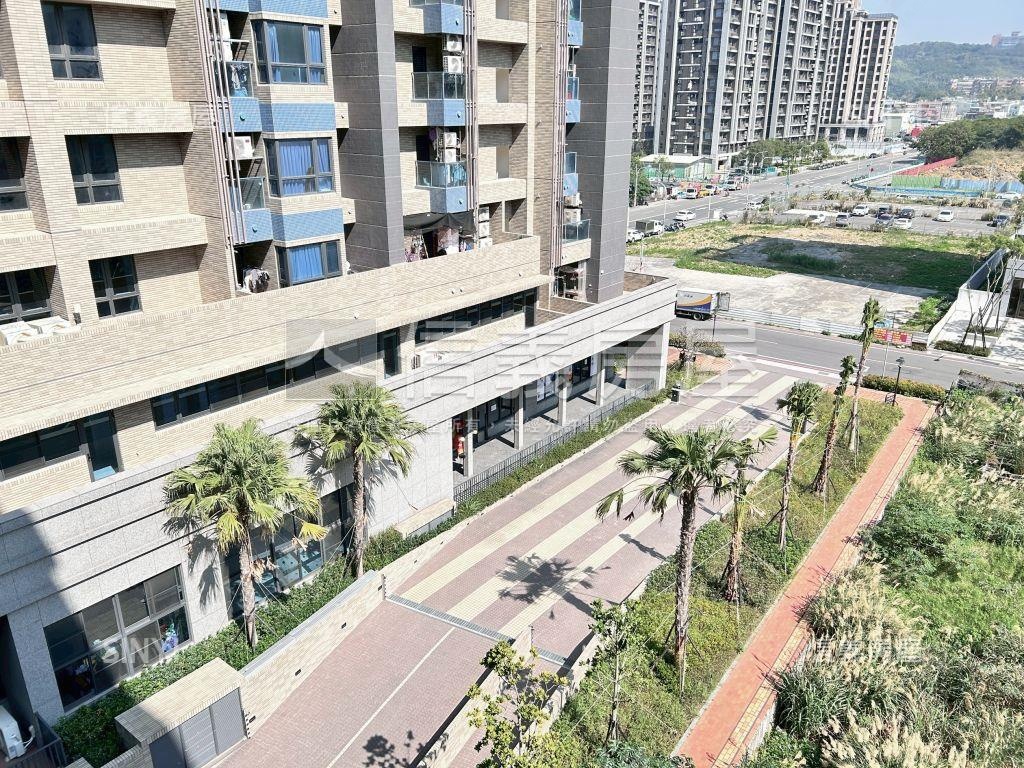 精裝菁英薈採光美三房房屋室內格局與周邊環境