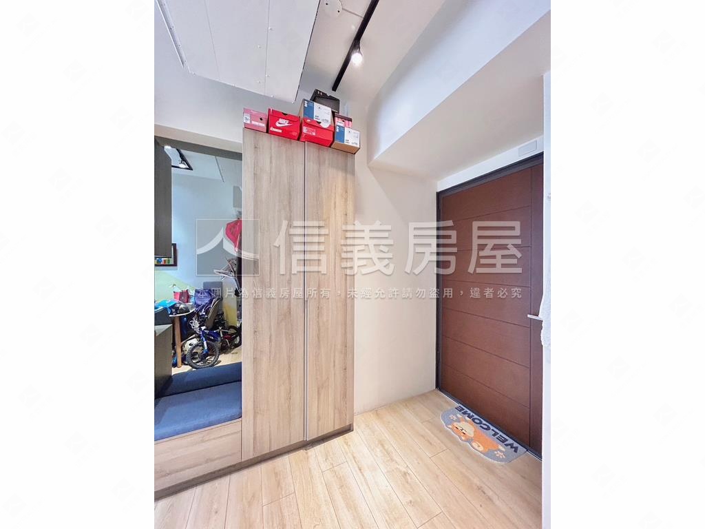 富宇悅峰兩房平面車位房屋室內格局與周邊環境