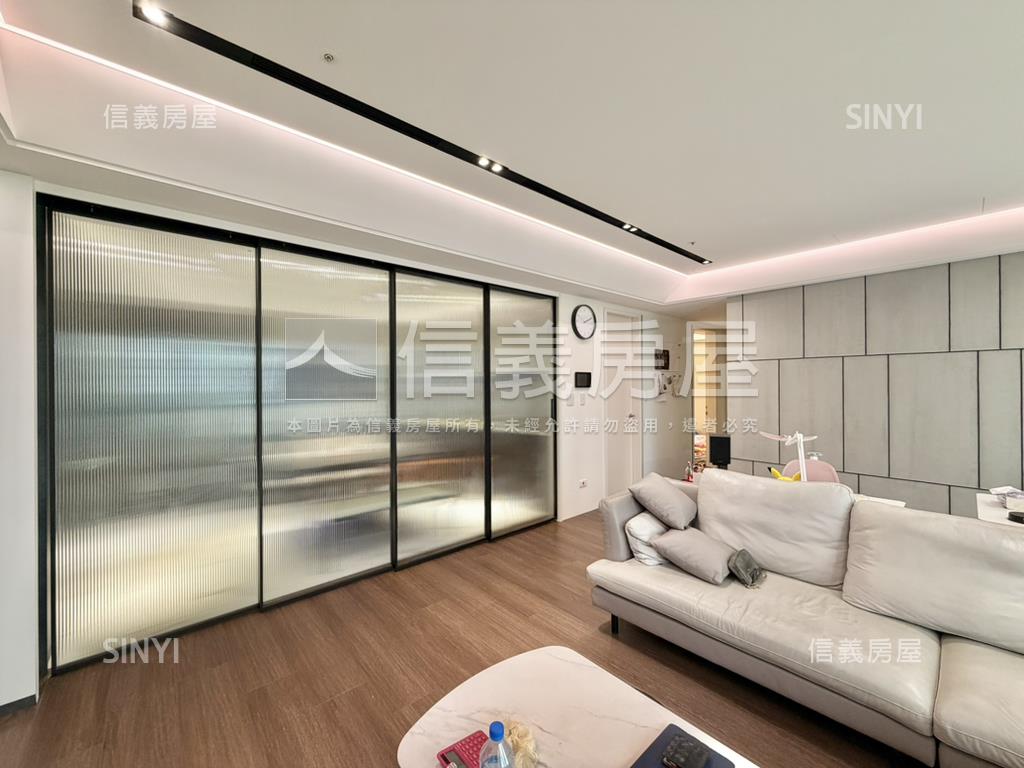 惠宇Ｐａｒｋ三房雙平車房屋室內格局與周邊環境