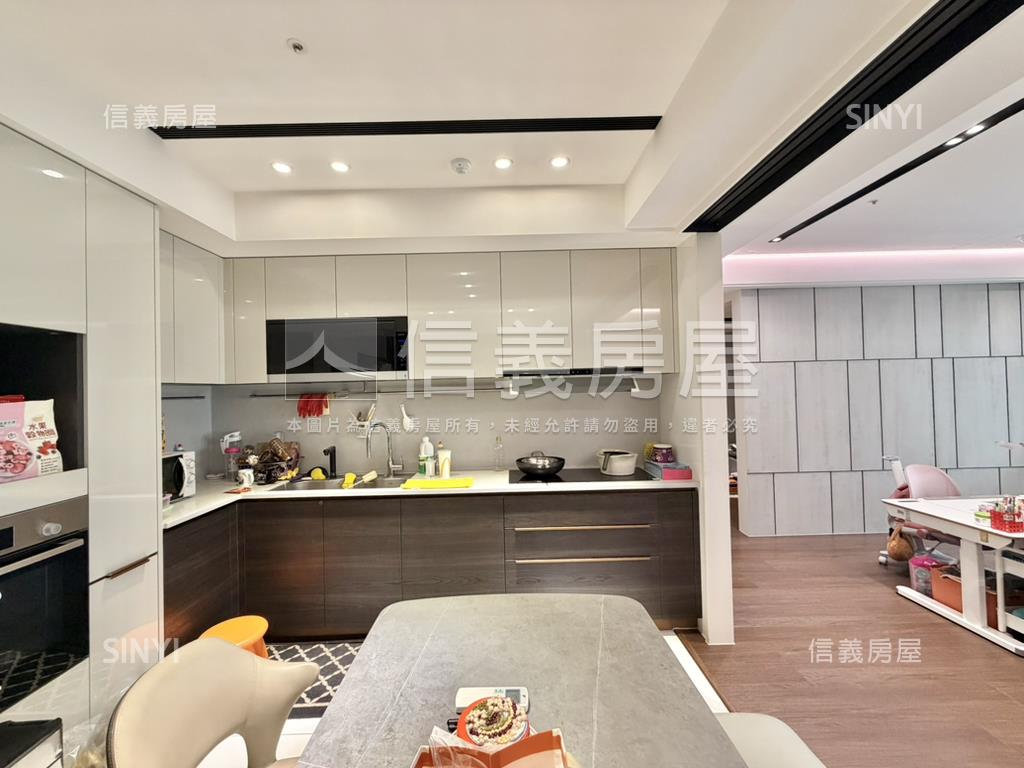 惠宇Ｐａｒｋ三房雙平車房屋室內格局與周邊環境