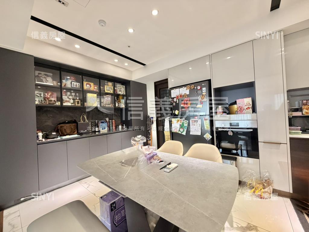 惠宇Ｐａｒｋ三房雙平車房屋室內格局與周邊環境