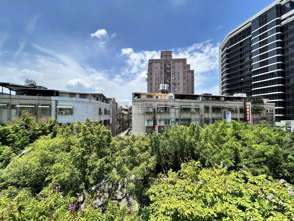 麗山國中低總價裝潢美寓房屋室內格局與周邊環境