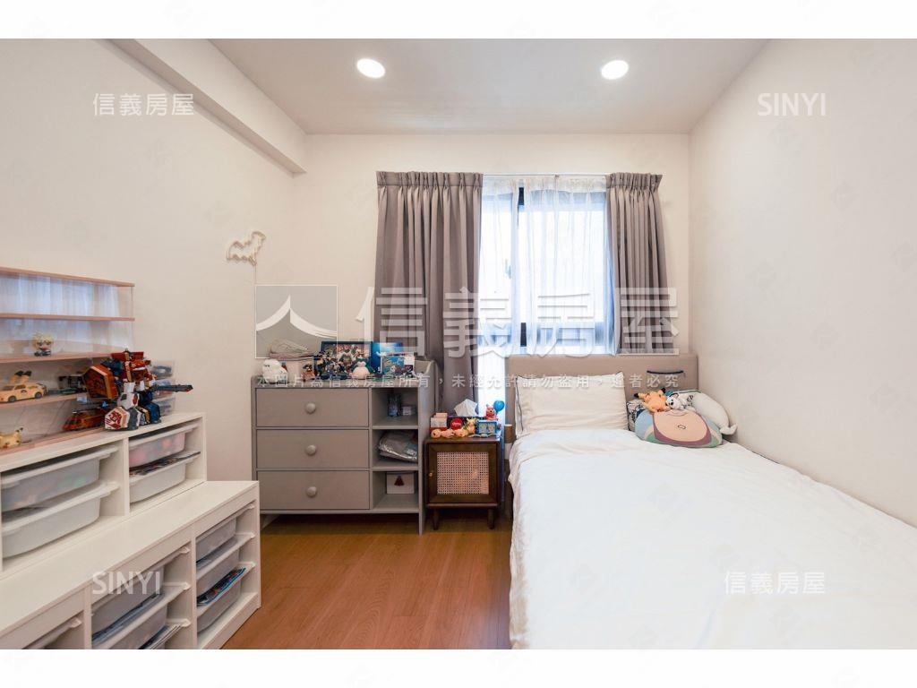 曙光之旅高樓三房平車房屋室內格局與周邊環境