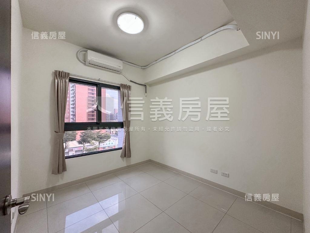 生態園區三房平車露台專用房屋室內格局與周邊環境