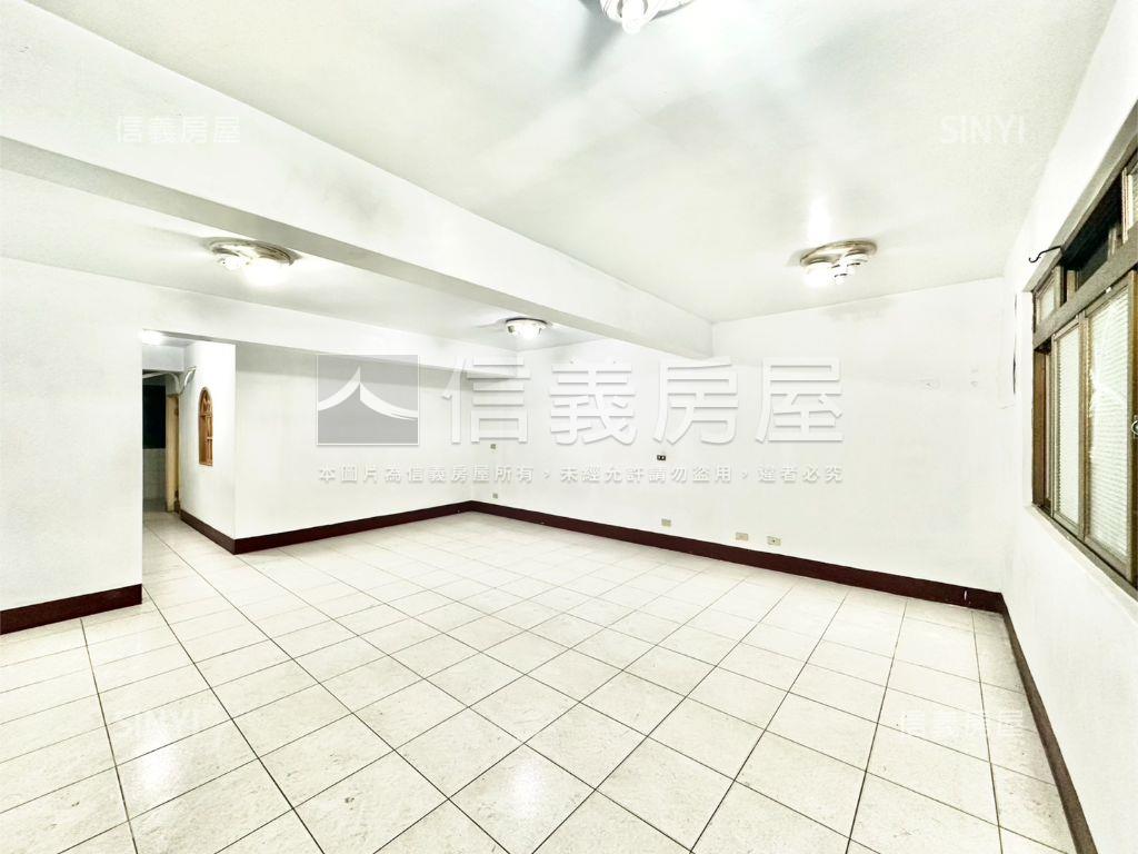 鬧中取靜方正３樓公寓房屋室內格局與周邊環境