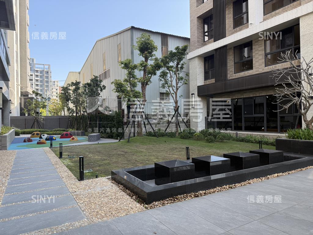 森聯ＬＩＦＥ森朗頂樓露臺房屋室內格局與周邊環境