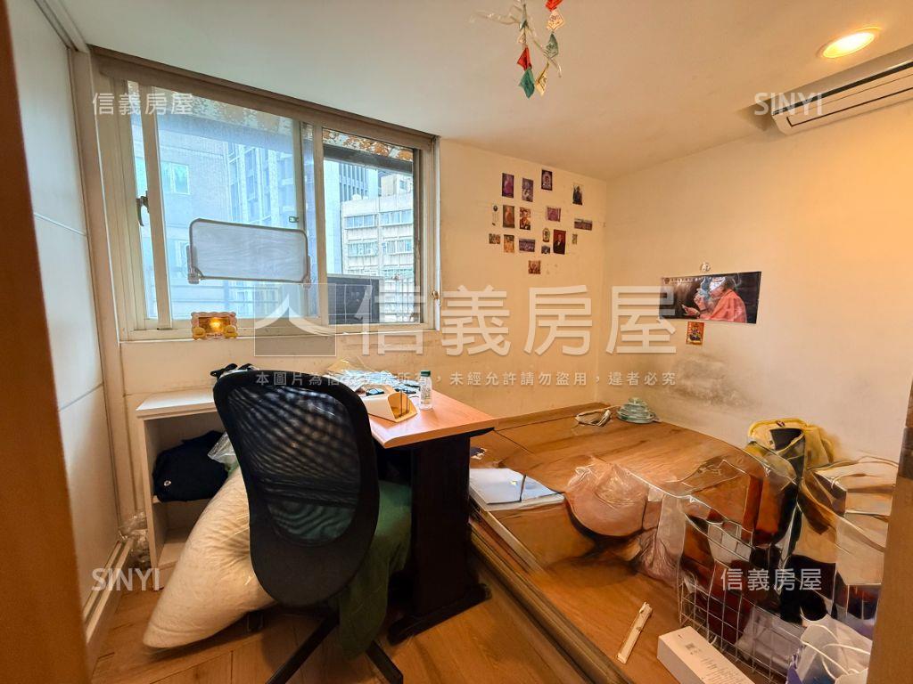 中正國中、附小電梯３房房屋室內格局與周邊環境