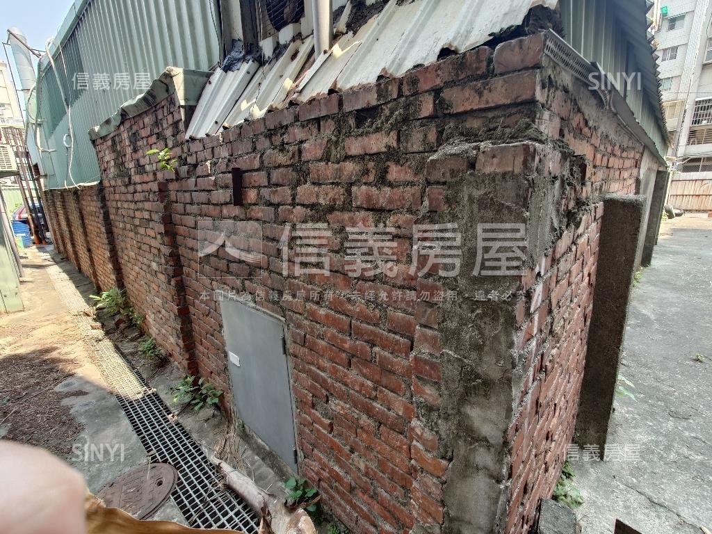 專委：近雄女面寬方正土地房屋室內格局與周邊環境