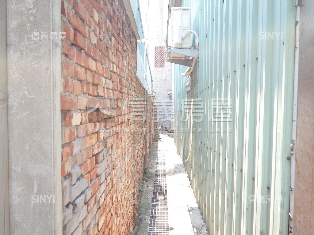 專委：近雄女面寬方正土地房屋室內格局與周邊環境