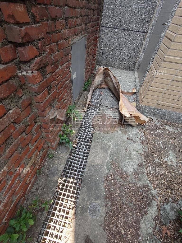 專委：近雄女面寬方正土地房屋室內格局與周邊環境