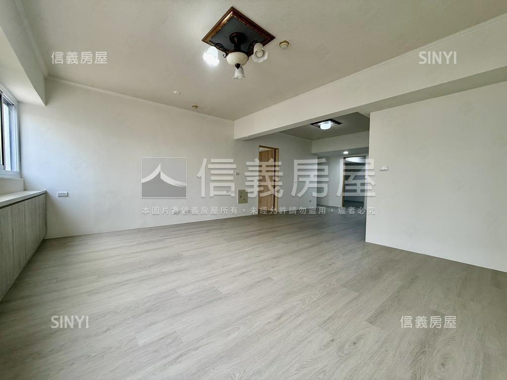 三多商圈電梯美裝潢大三房房屋室內格局與周邊環境
