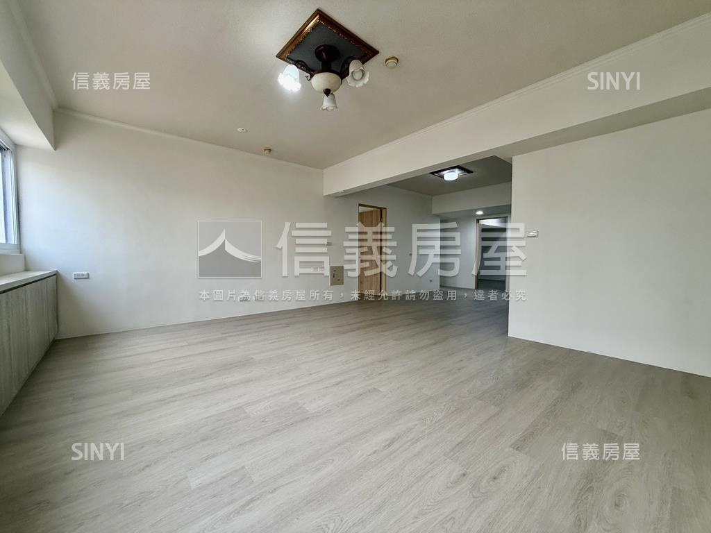 三多商圈電梯美裝潢大三房房屋室內格局與周邊環境