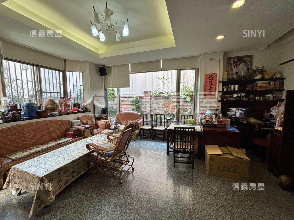 永隆爽文大地坪花園邊間墅房屋室內格局與周邊環境