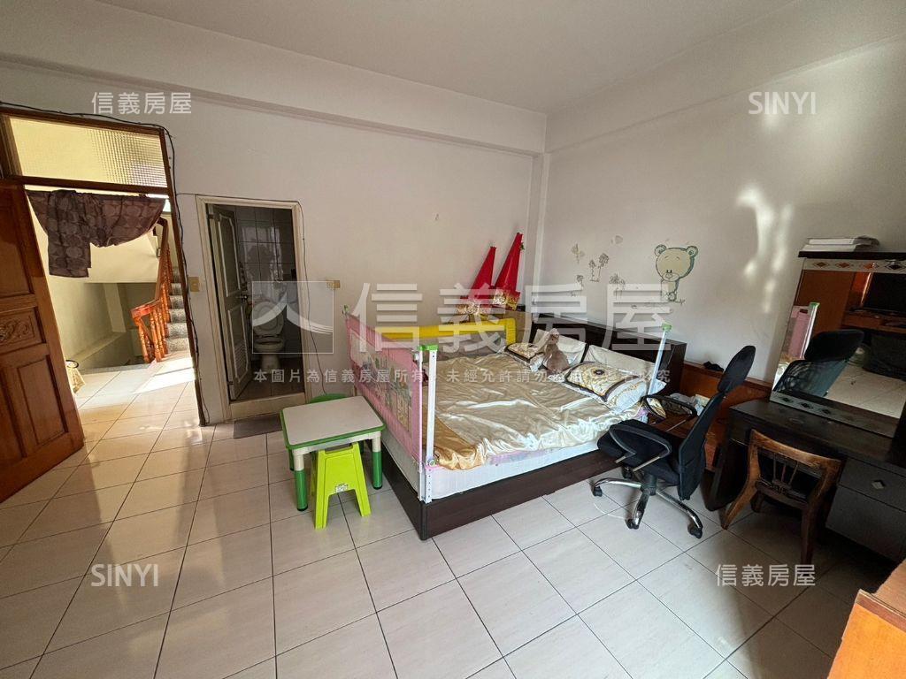 永隆爽文大地坪花園邊間墅房屋室內格局與周邊環境