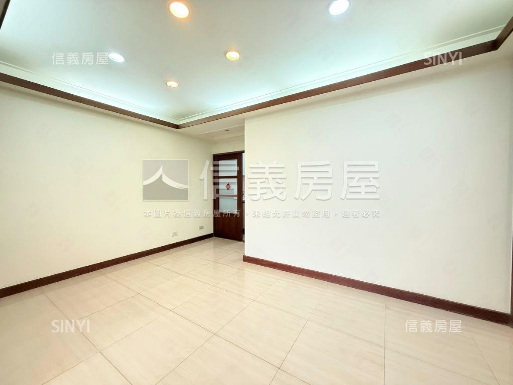 復興標格公寓三房房屋室內格局與周邊環境