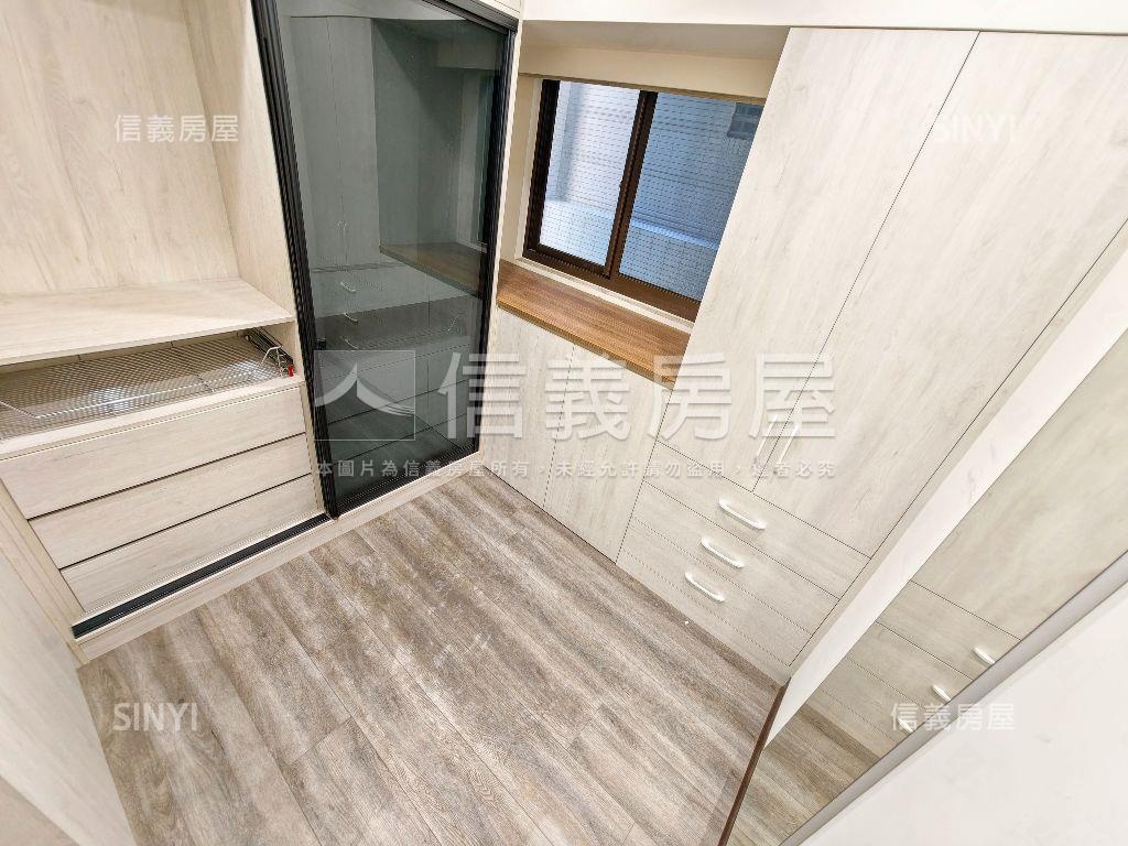 閱美館心動兩房車位房屋室內格局與周邊環境
