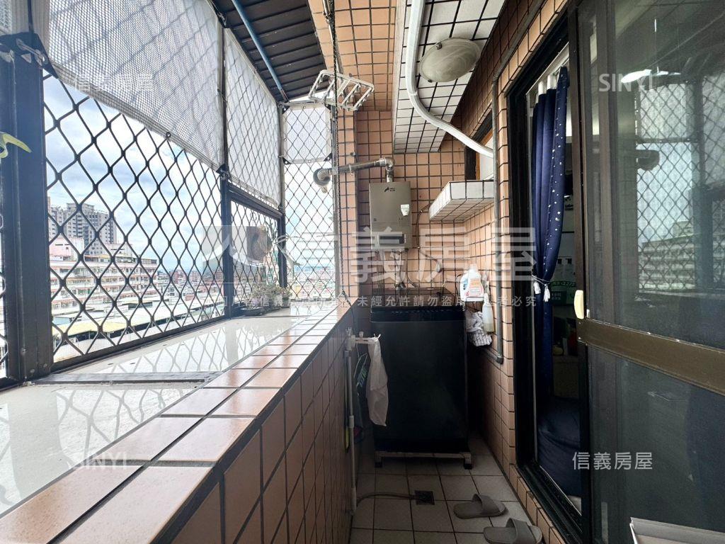 稀有邊間★低總價電梯兩房房屋室內格局與周邊環境
