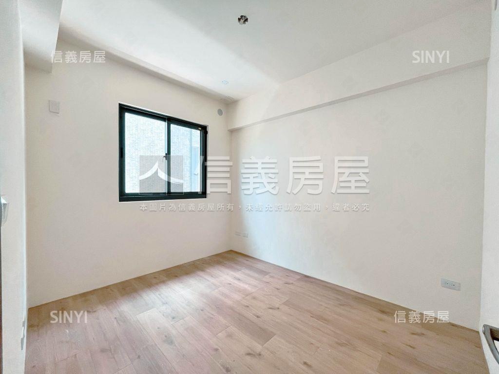 全新！中科台積電臨路透天房屋室內格局與周邊環境