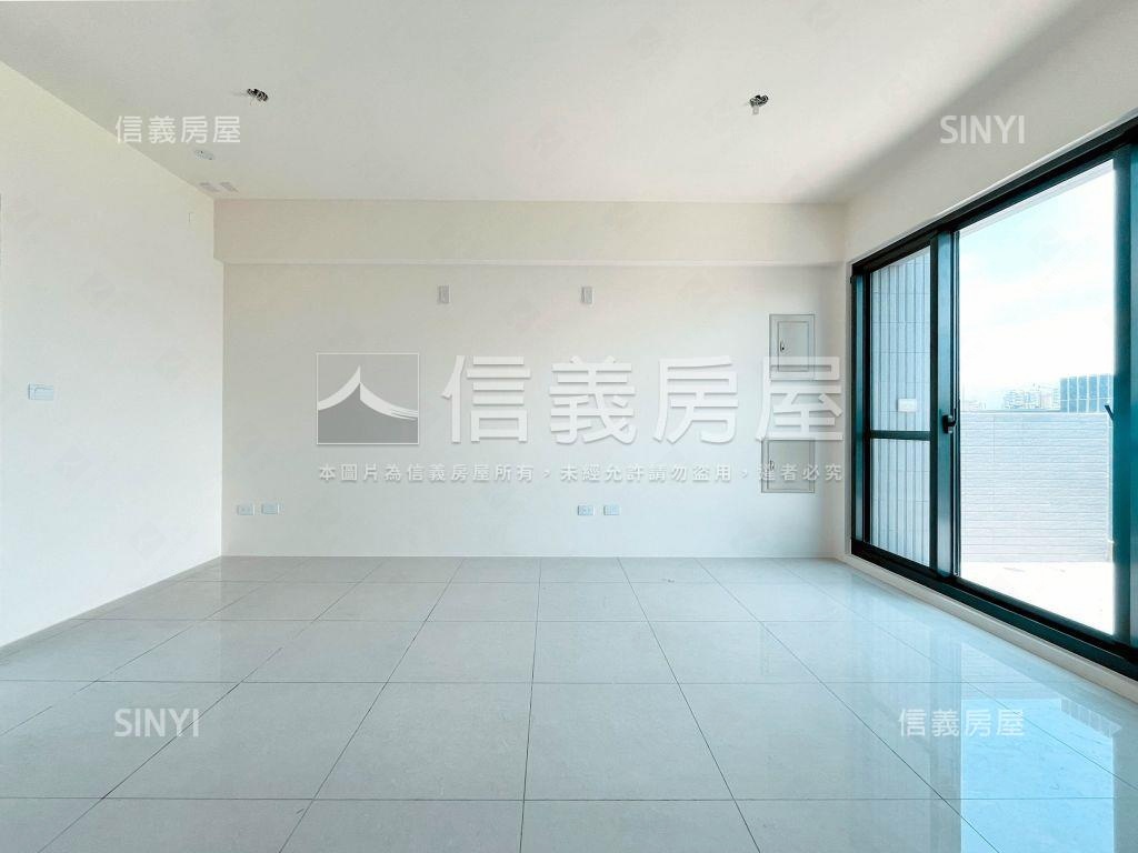 全新！中科台積電臨路透天房屋室內格局與周邊環境