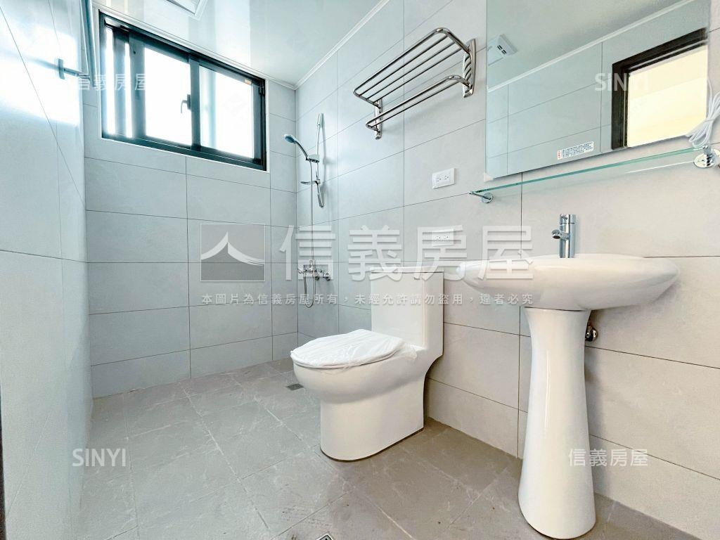 全新！中科台積電臨路透天房屋室內格局與周邊環境