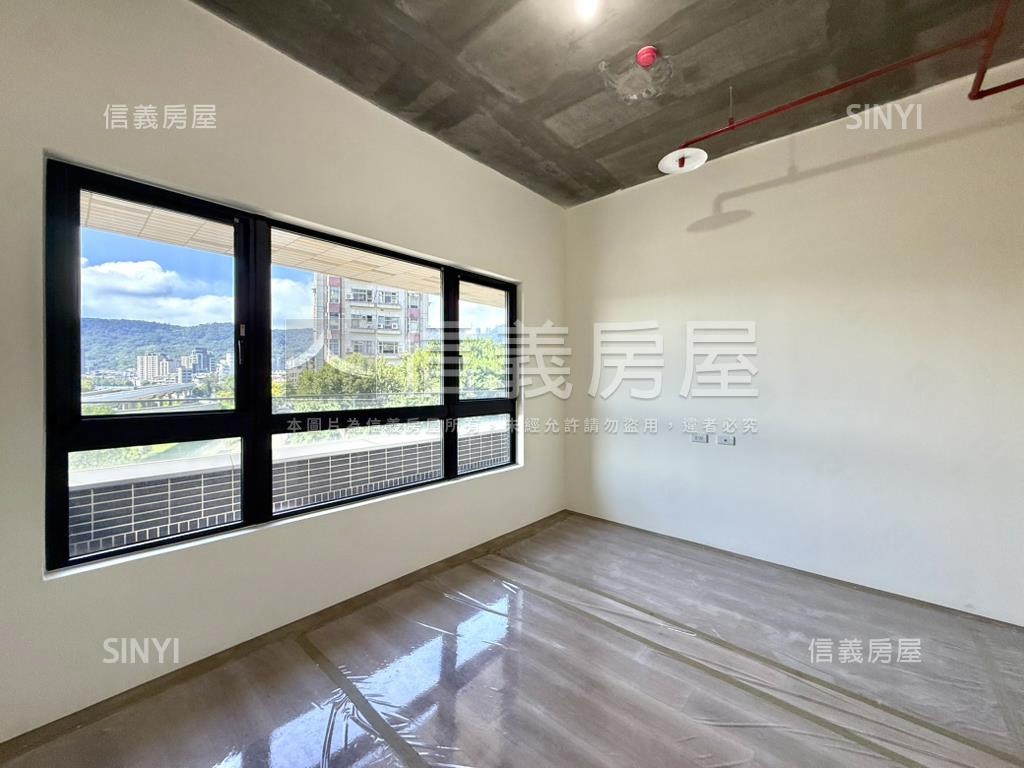 【新接】國泰華威豐年房屋室內格局與周邊環境