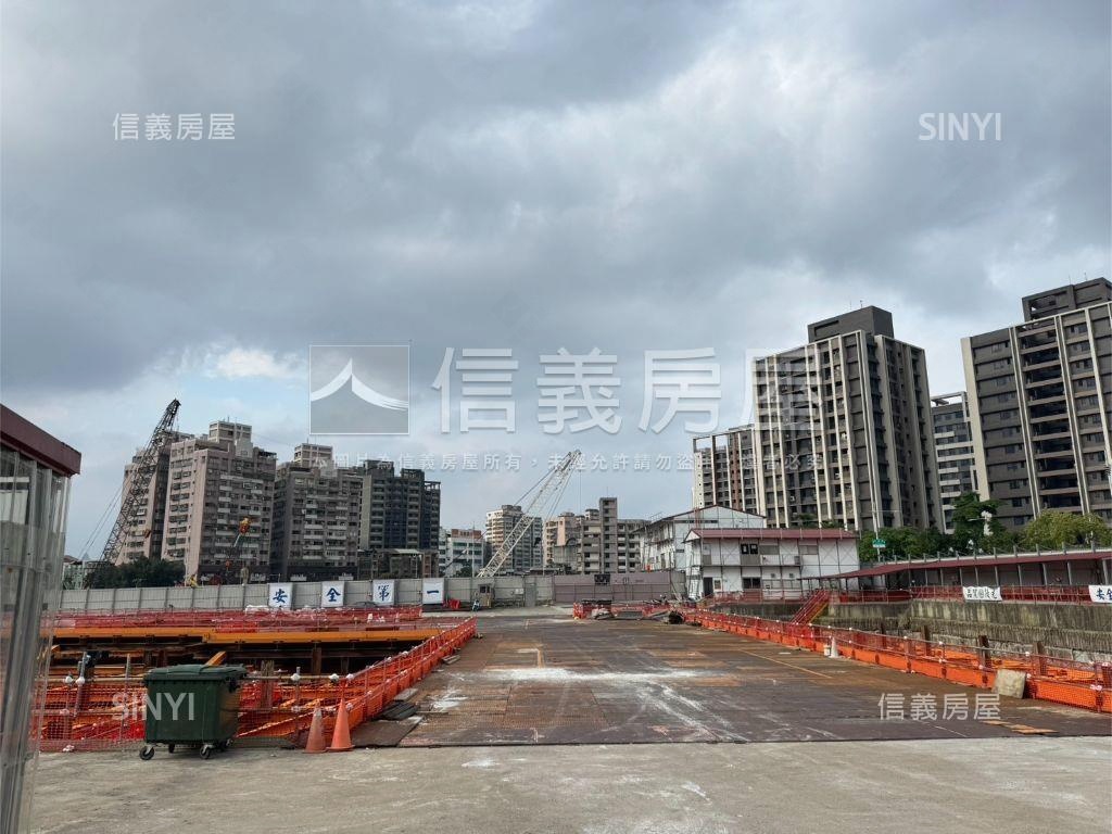 【馥華之丘】方正２房車位房屋室內格局與周邊環境