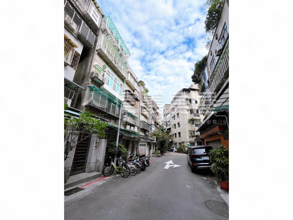 ⭐新生珍藏精美３房⭐房屋室內格局與周邊環境