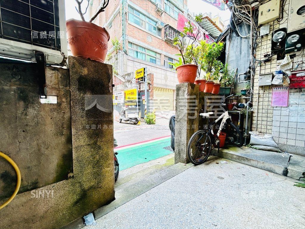 七條通●林森北路稀有一樓房屋室內格局與周邊環境