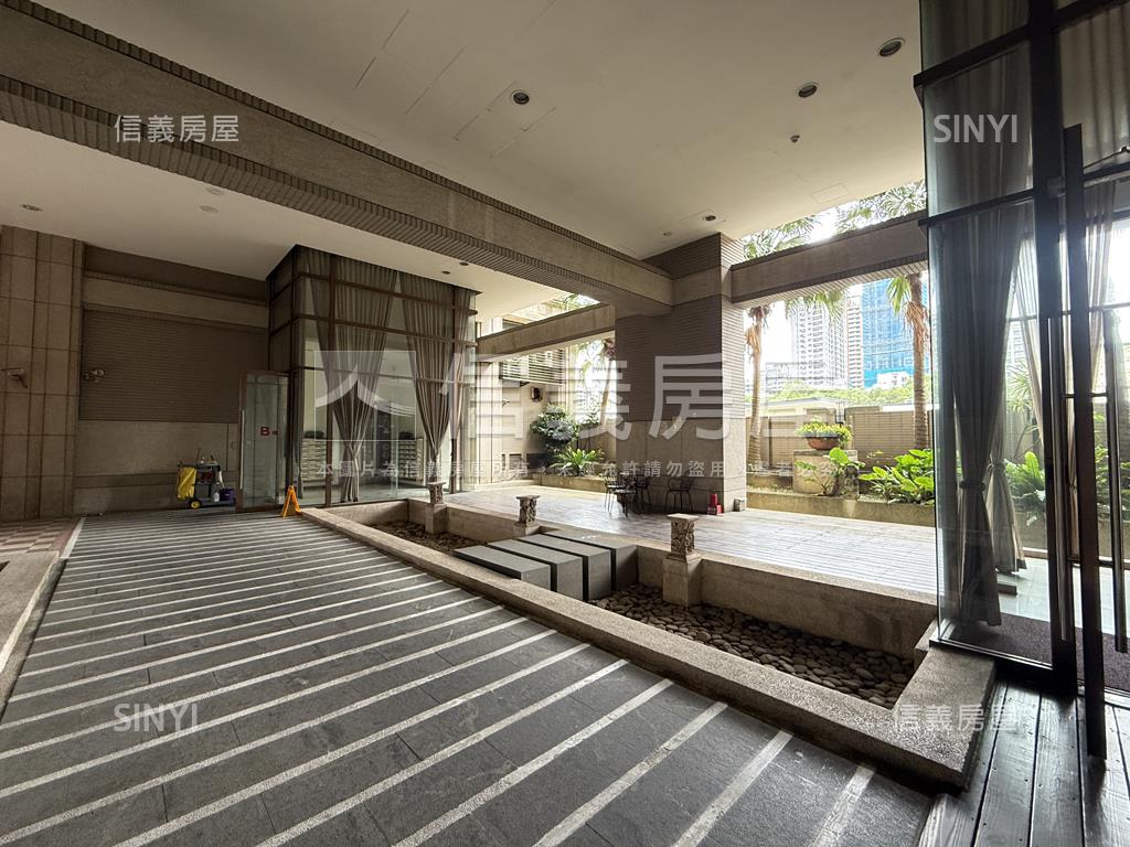 亞昕１０１近三井美居房屋室內格局與周邊環境